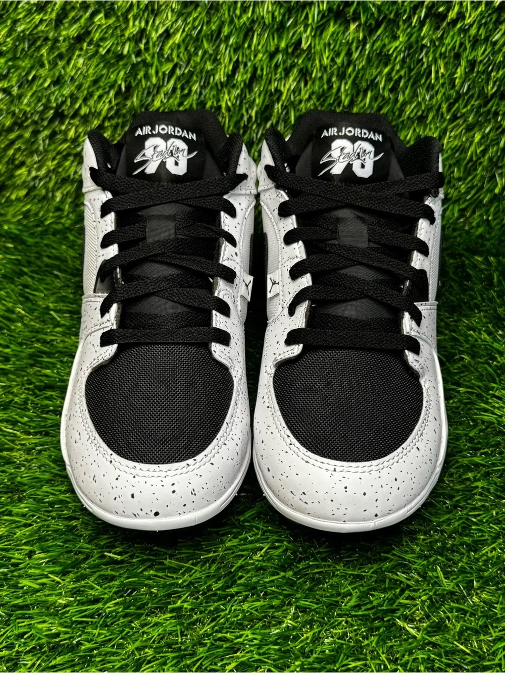 Size 7.5 - Mens Air Jordan Stadium 90 Low TD White Football Cleats - HQ0210-100